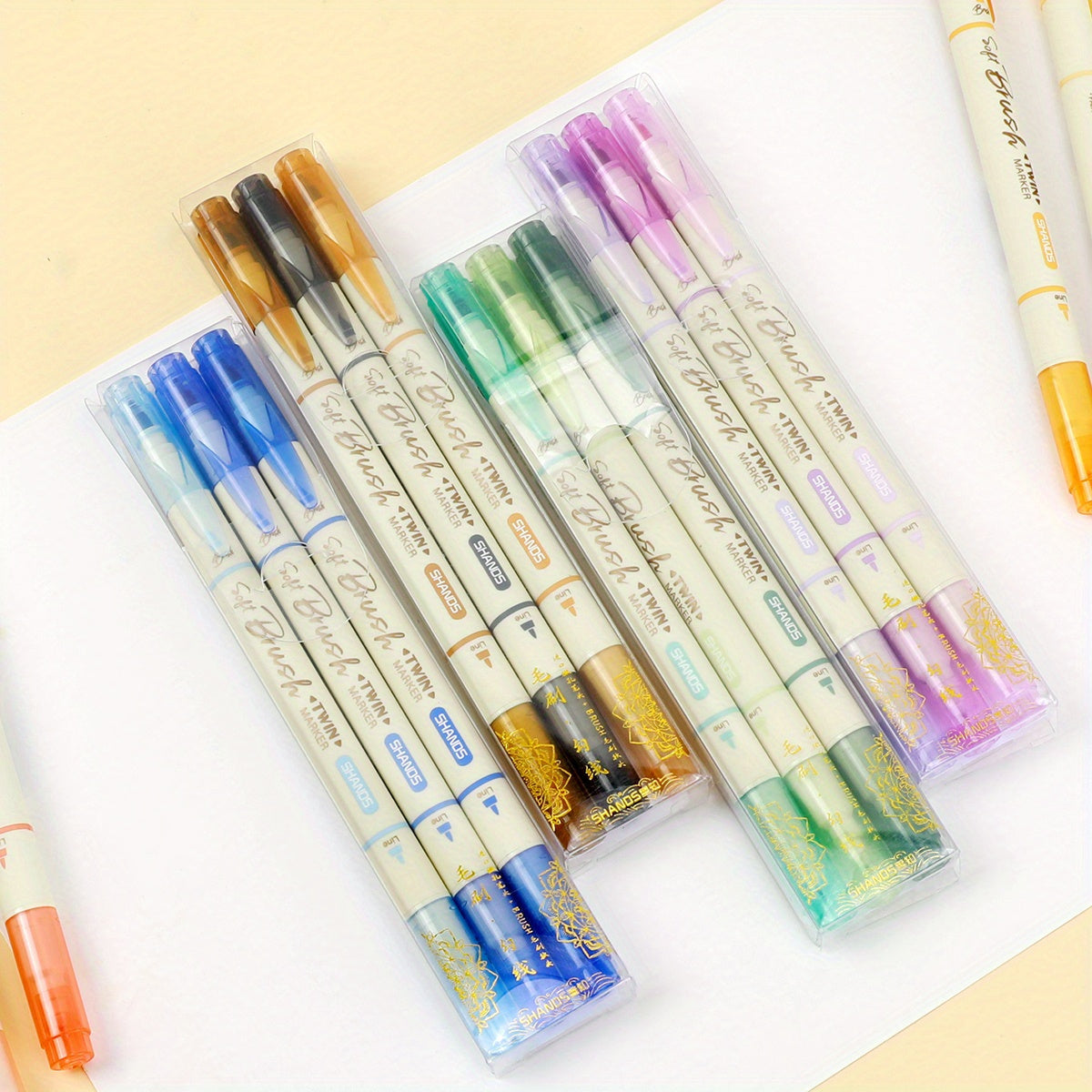 3pcs Dual-Tip Water-Based Markers, 18 Colors Available, Brush Tip for Outlining, School Art Supplies, Popular with Students for Halloween and Christmas Drawing